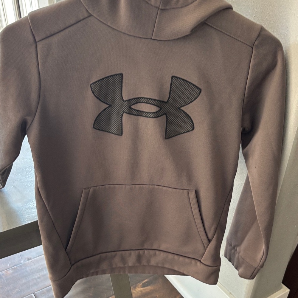 Under Armour Hoodie in Brown with Black Emblem youth size medium
